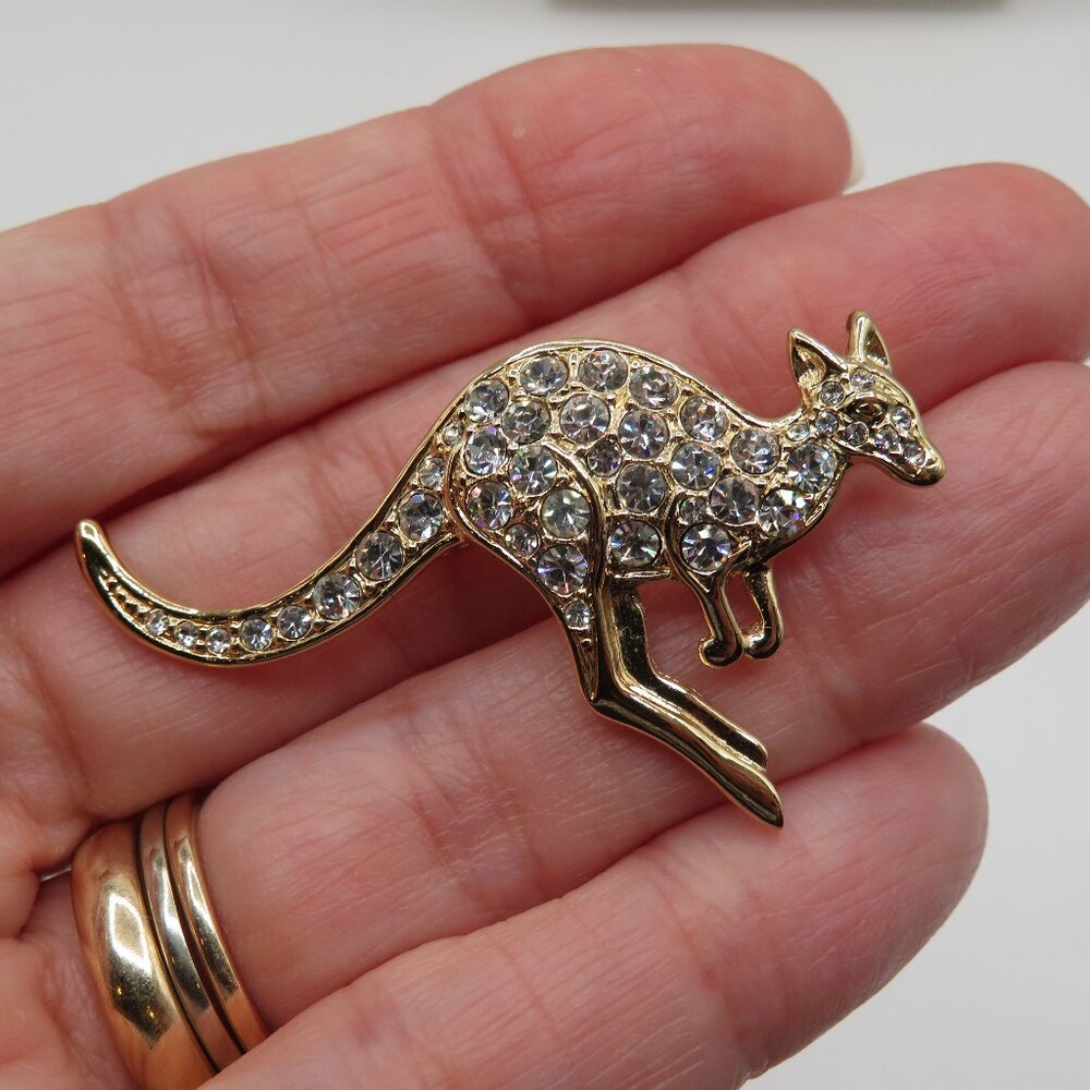 Vintage Kangaroo Rhinestone Accent Gold Tone Brooch